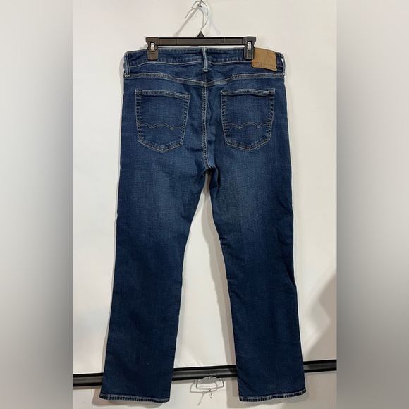 American Eagle Men’s Original Boot Airflex + Jeans Size 36 Length 34” - Picture 2 of 3